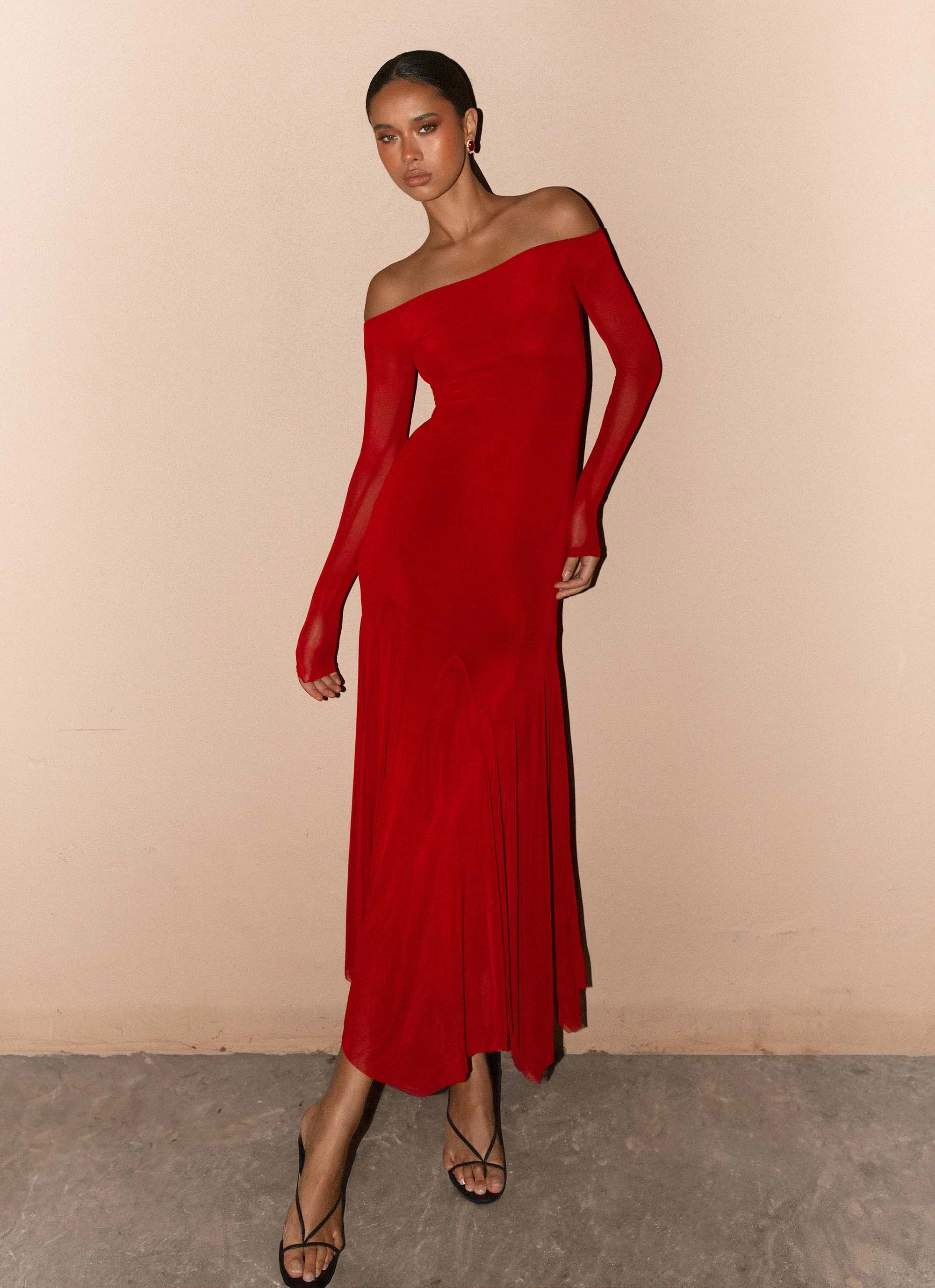 Maribel Maxi Dress - Red Refined Vibe Shore Time
