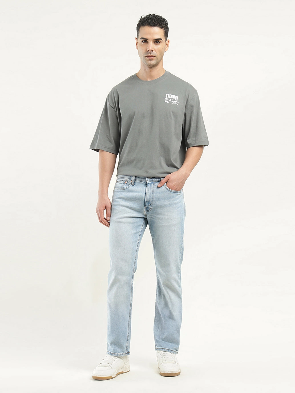 Timeless Piece Clean Shape Men's 513 Indigo Slim Straight Fit Mid Rise Jeans