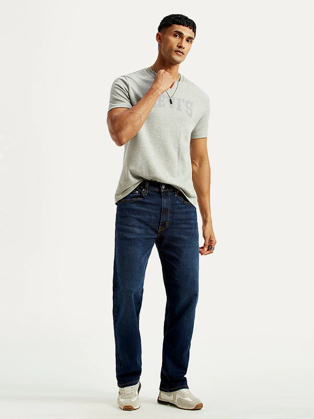 Vintage Wash Brunch Outfit Classic Wear Luxury Men's 555 Dark Indigo Loose Fit Mid Rise Jeans