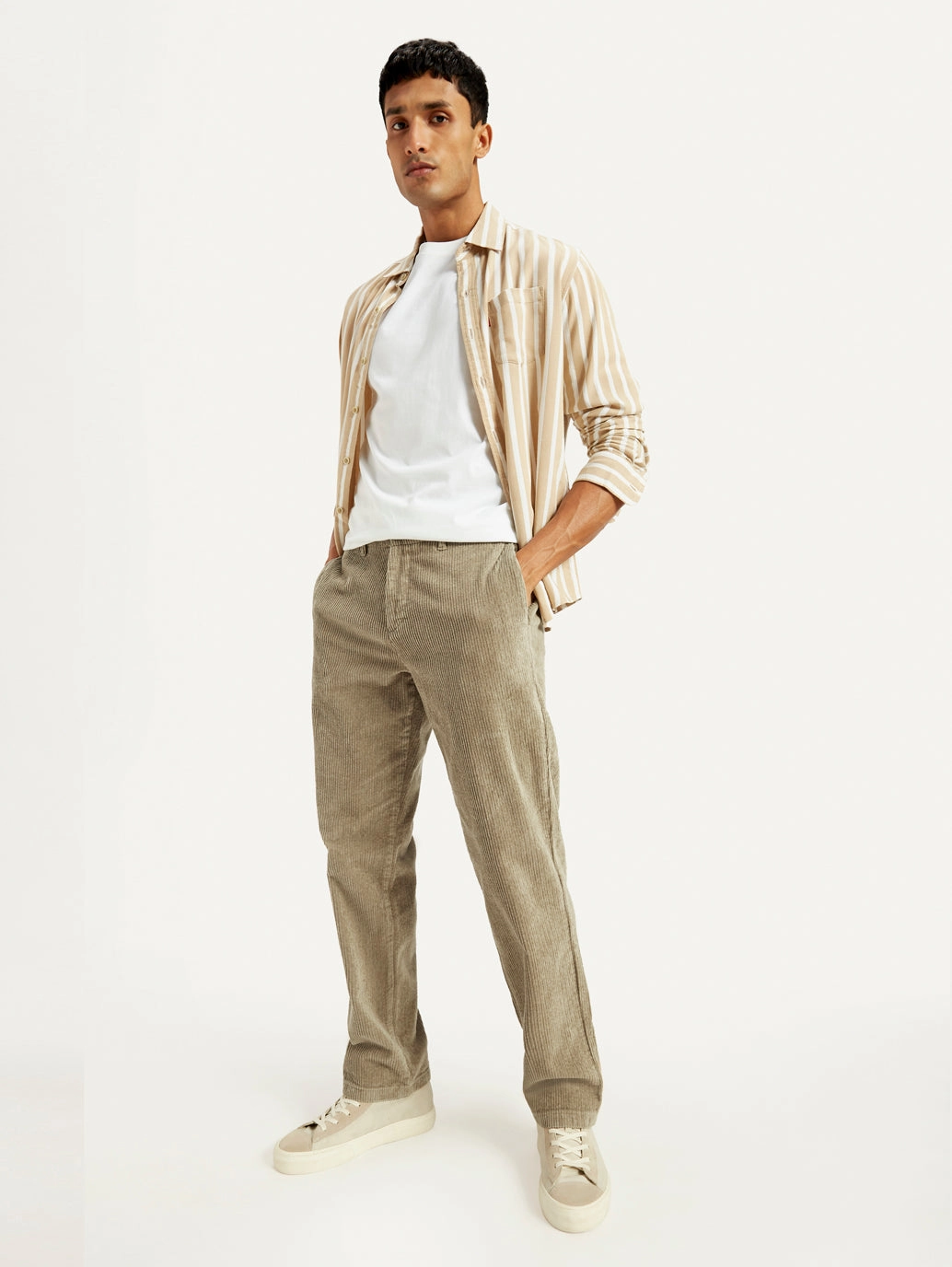 Secure Closures Men's Beige Straight Fit Chinos
