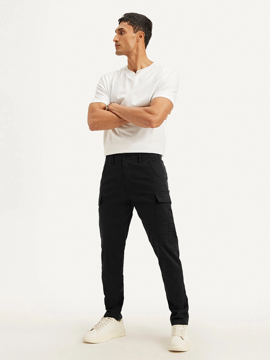 Lightweight Fit Men's Black Relaxed Fit Cargo Trousers