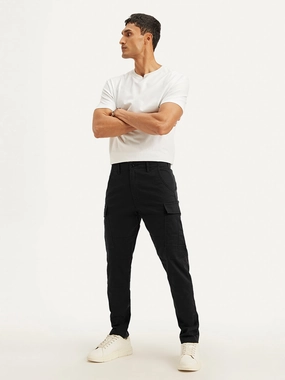 Lightweight Fit Men's Black Relaxed Fit Cargo Trousers