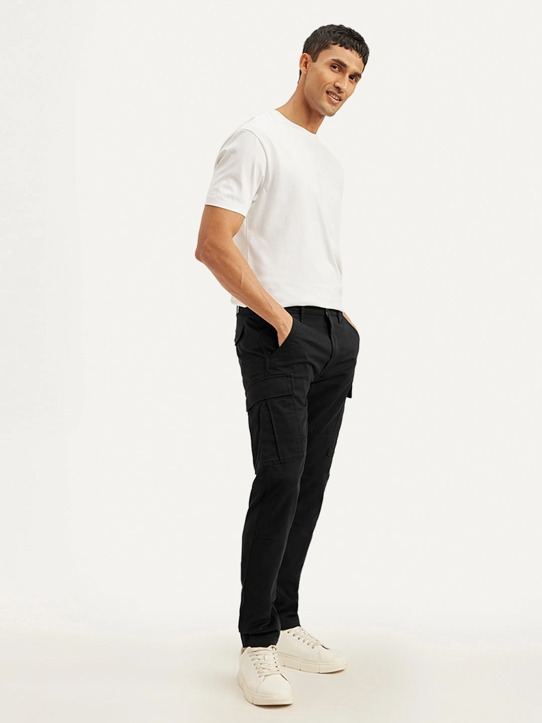 Urban Edge Flexible Durability Men's Black Relaxed Fit Cargo Trousers