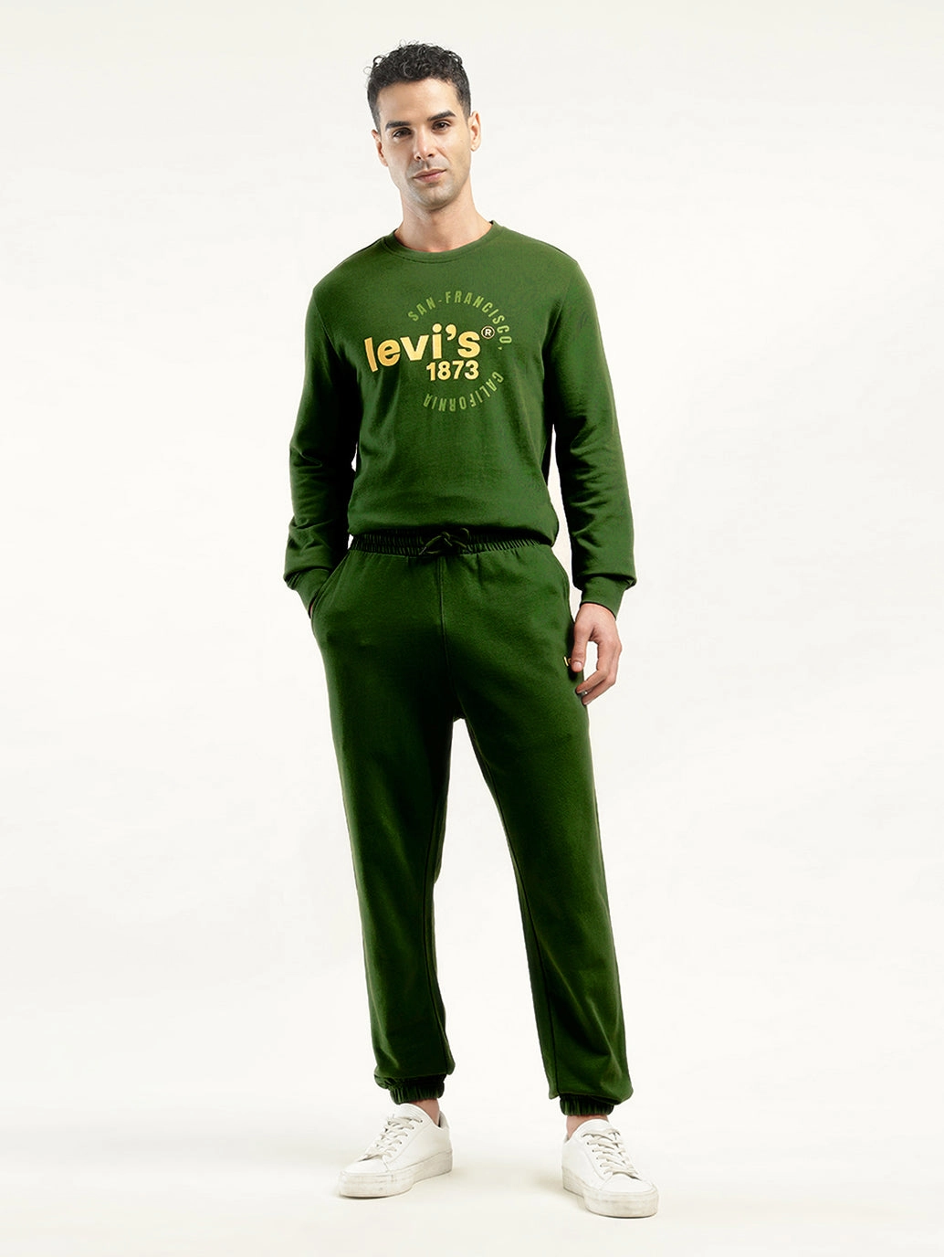 Body Friendly Double Stitched Men's Green Regular Fit Trousers