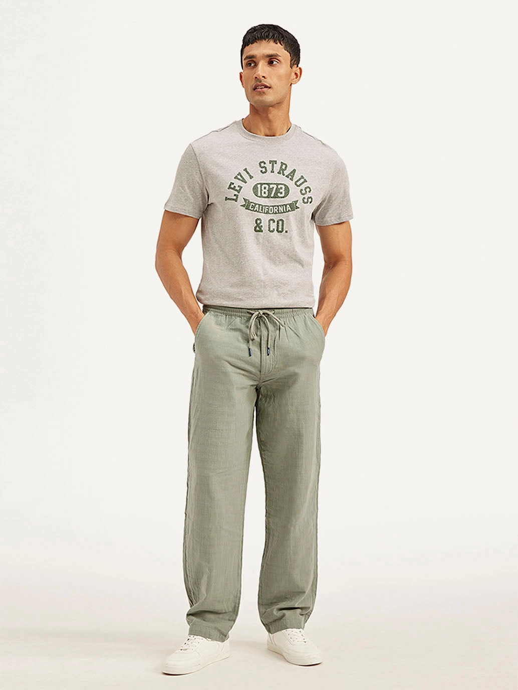 Men's Grey Loose Straight Fit Chino Trousers snag resistant