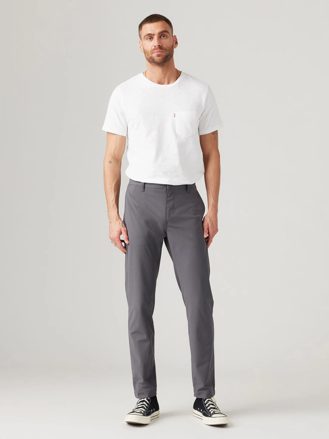 NonRestrictiveCut Light and Cozy Men's Grey Regular Fit Chinos
