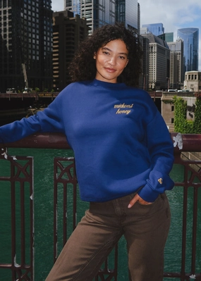 Midwest Honey Script Sweatshirt Chill Ready