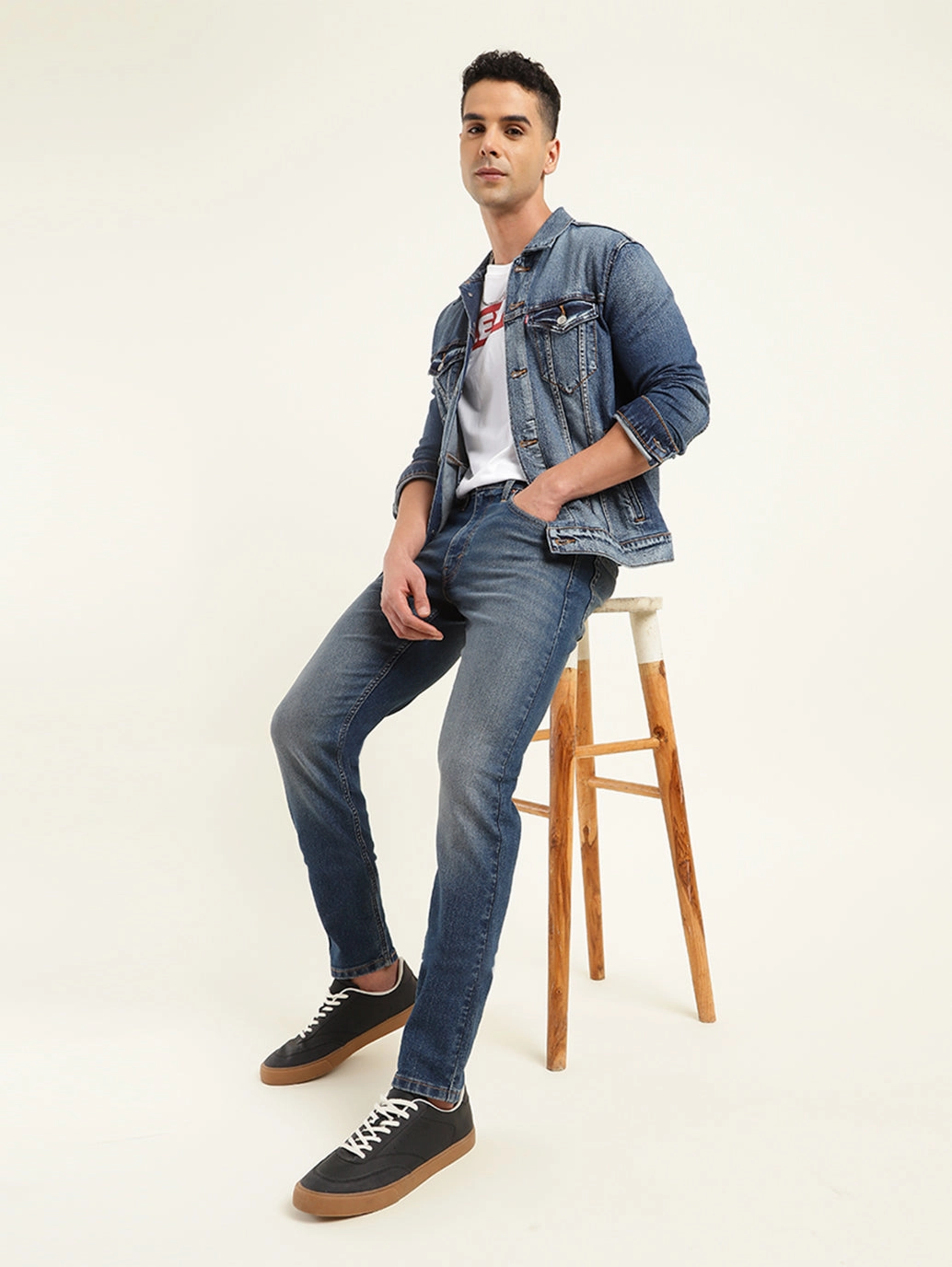 Durable Triple Stitched Seams Style Basic Men's 512 Blue Slim Tapered Fit Mid Rise Jeans