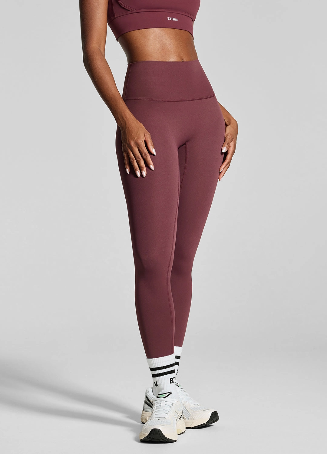 Non Slip Grip Waistband Sleek Design Burgundy ? Leggings