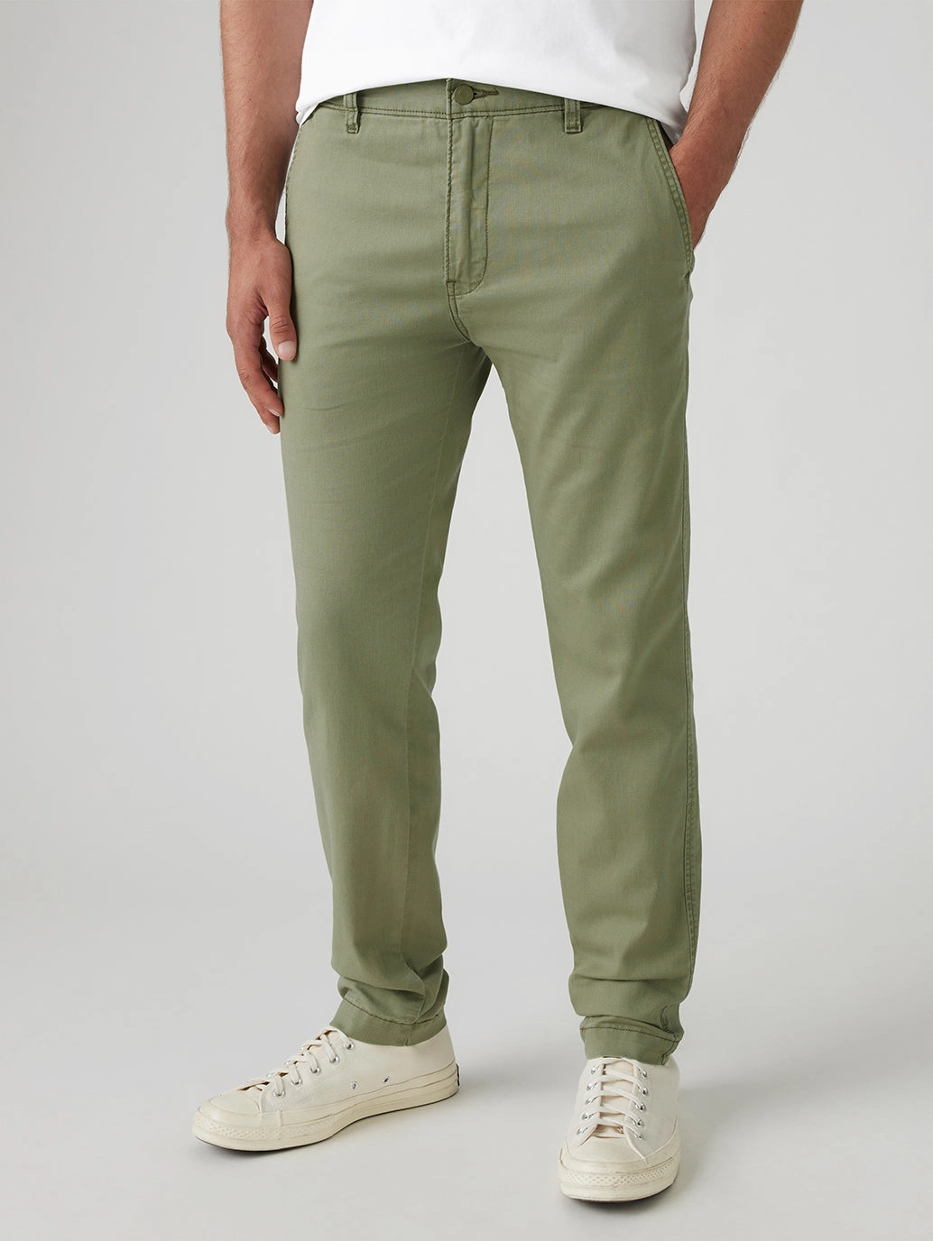 Men's Green Regular Fit Chinos Durable Stitching Sporty Fit Design