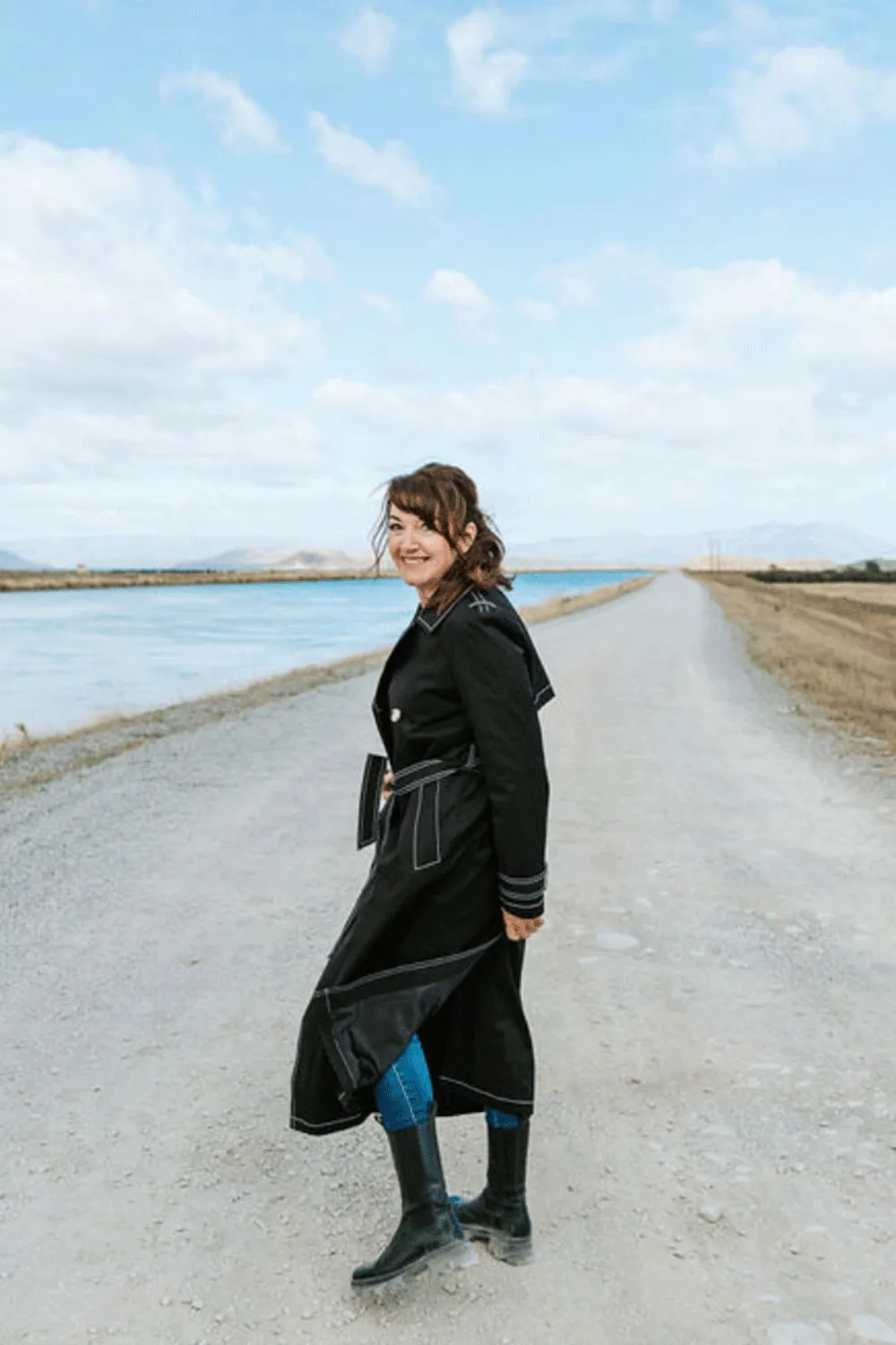 Clean Silhouette Moke - KIMBLK Kim Raincoat