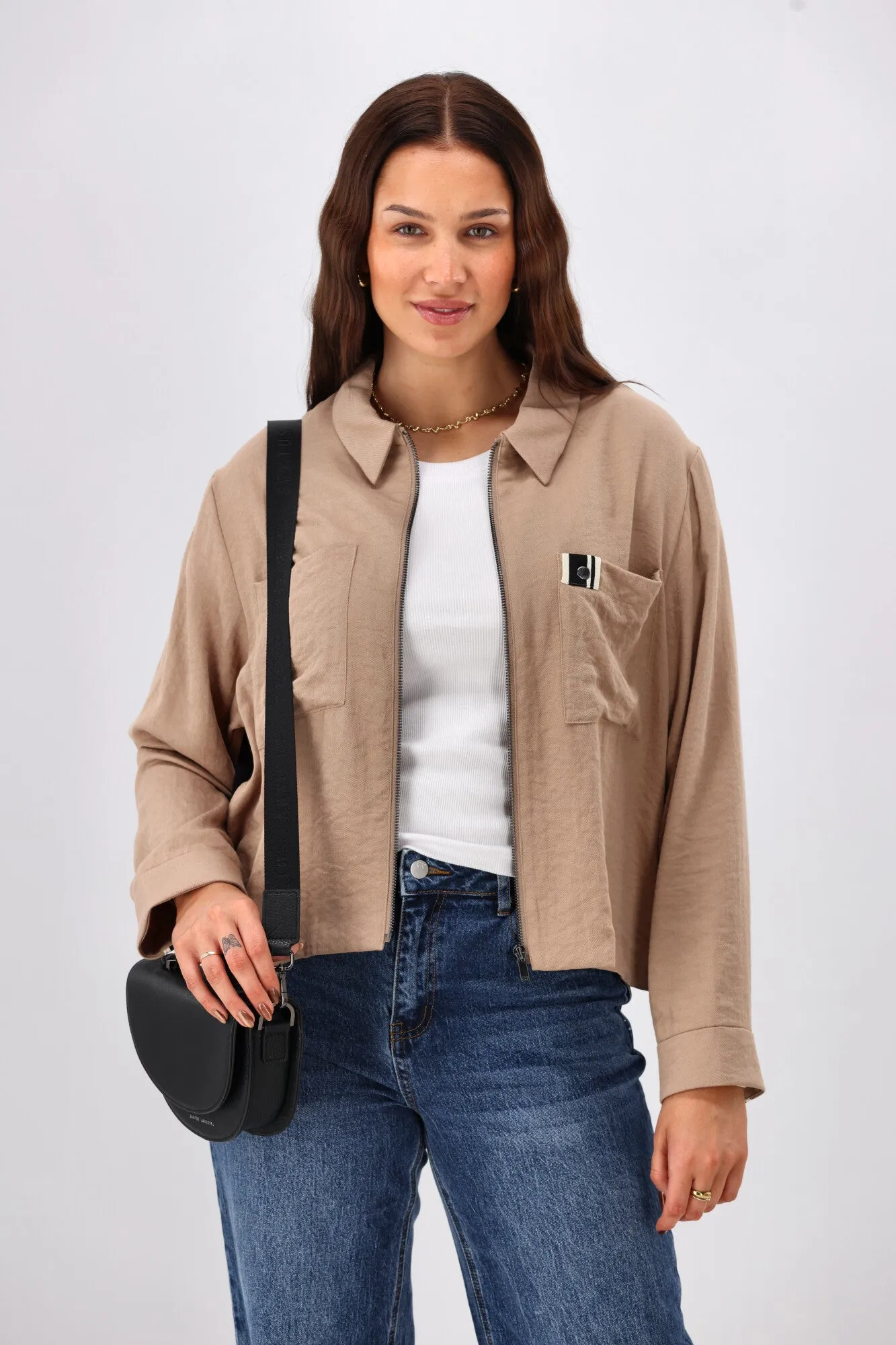 Sleek Layer Fit Shine On Label Lulu Zip Collared Jacket Camel