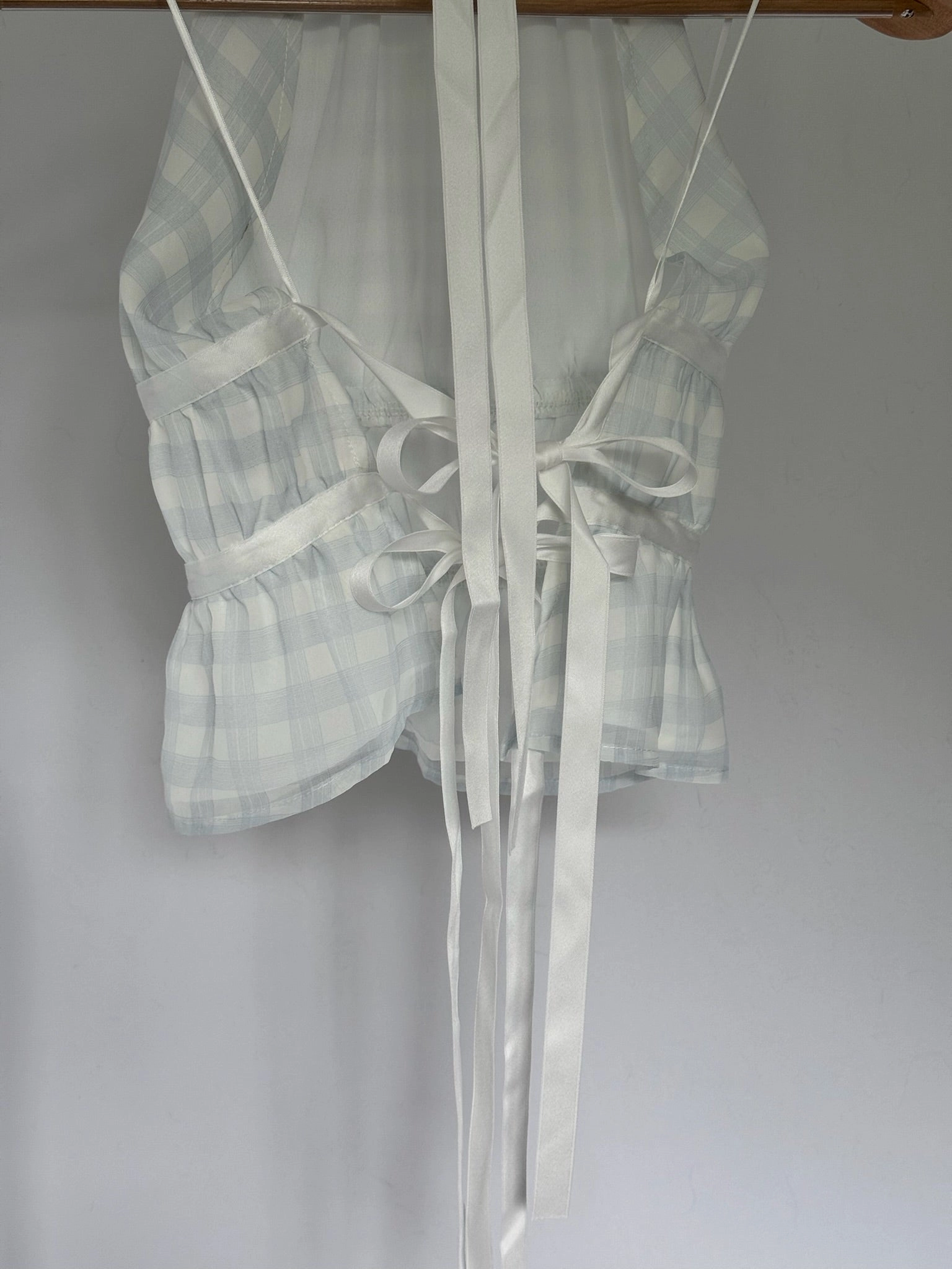 FEELING FINE Top low - cost materials