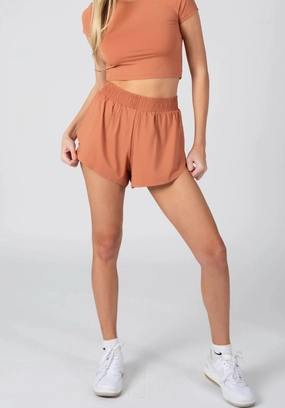 LiteSpeed Fast Track Short Fawn Relaxed Fit Design