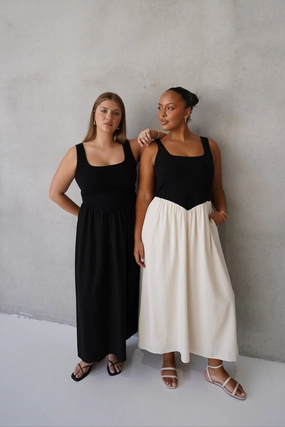 MYRA DRESS BLACK Beadwork Dressy Glow