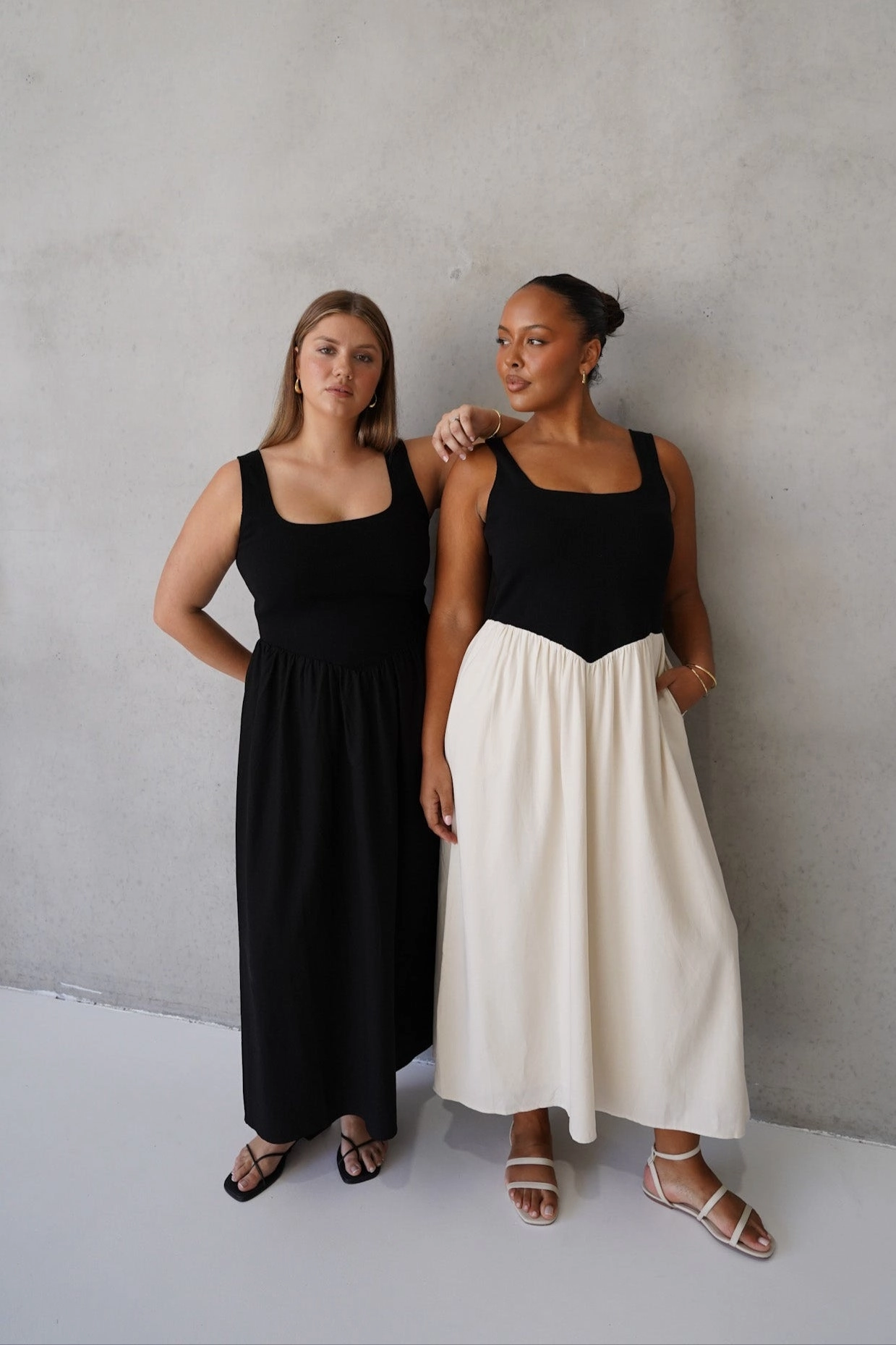 MYRA DRESS BLACK Beadwork Dressy Glow