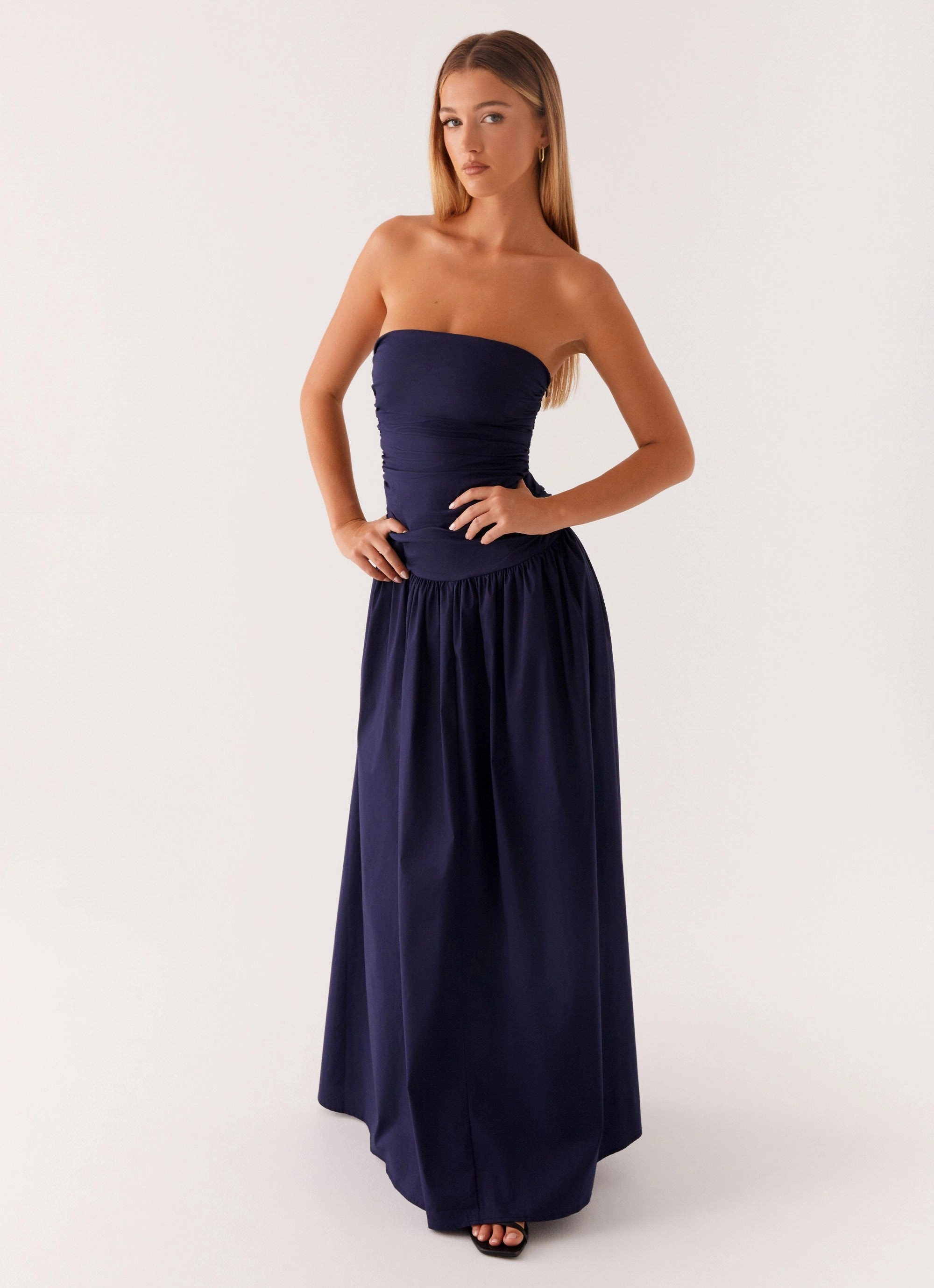 Carmel Maxi Dress - Navy Relaxed Waistband Trendy Vibe