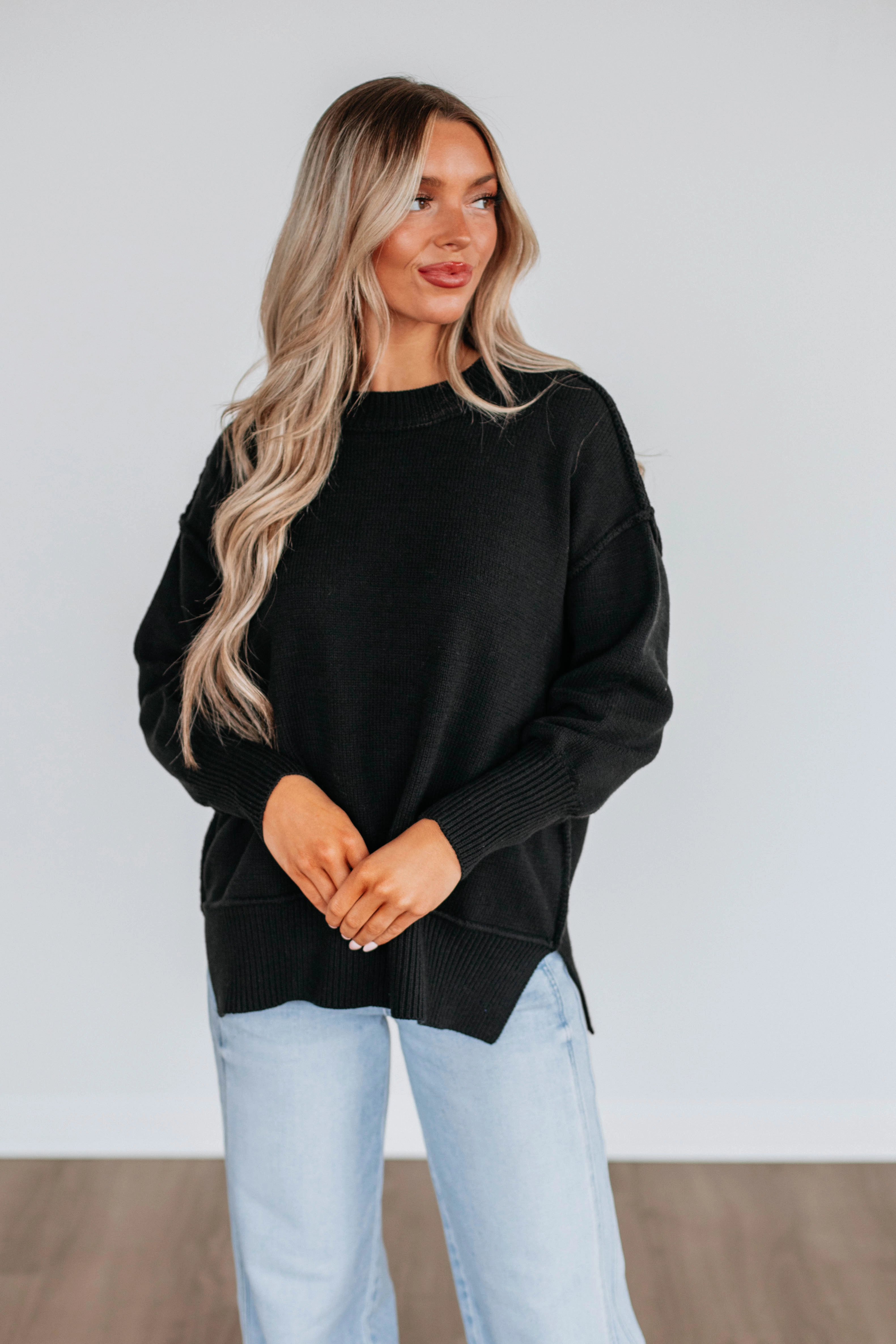 Odelia Oversized Sweater - Black Chic Design Knit Essentials