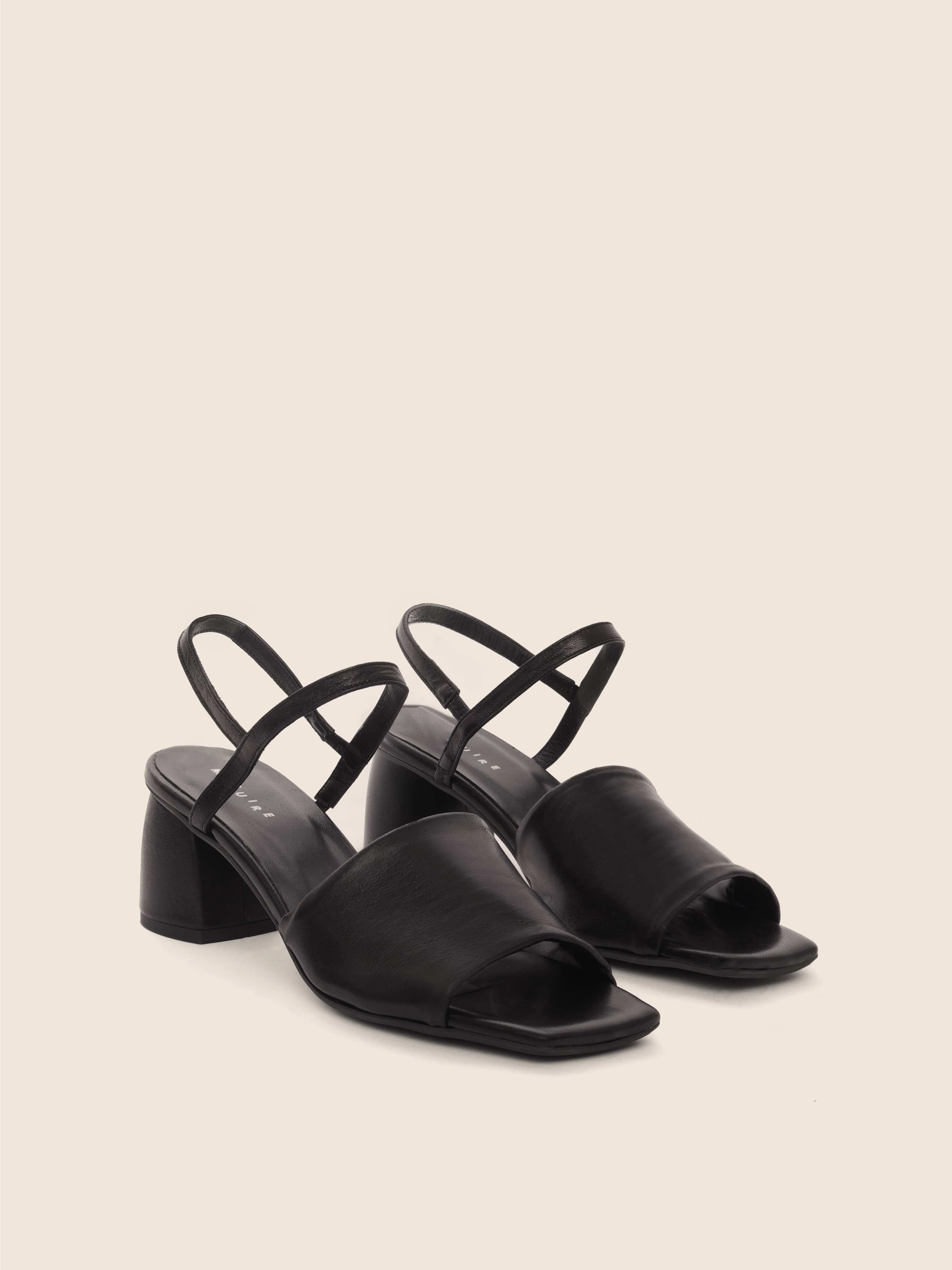 Oliva Black Heel Classy Look