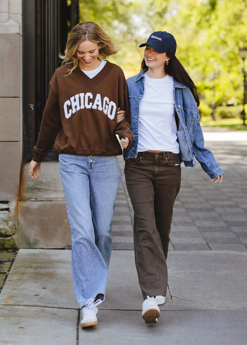 Chicago Boucle V-Neck Sweatshirt - Espresso Non Irritating Seams Sustainable Production Certified