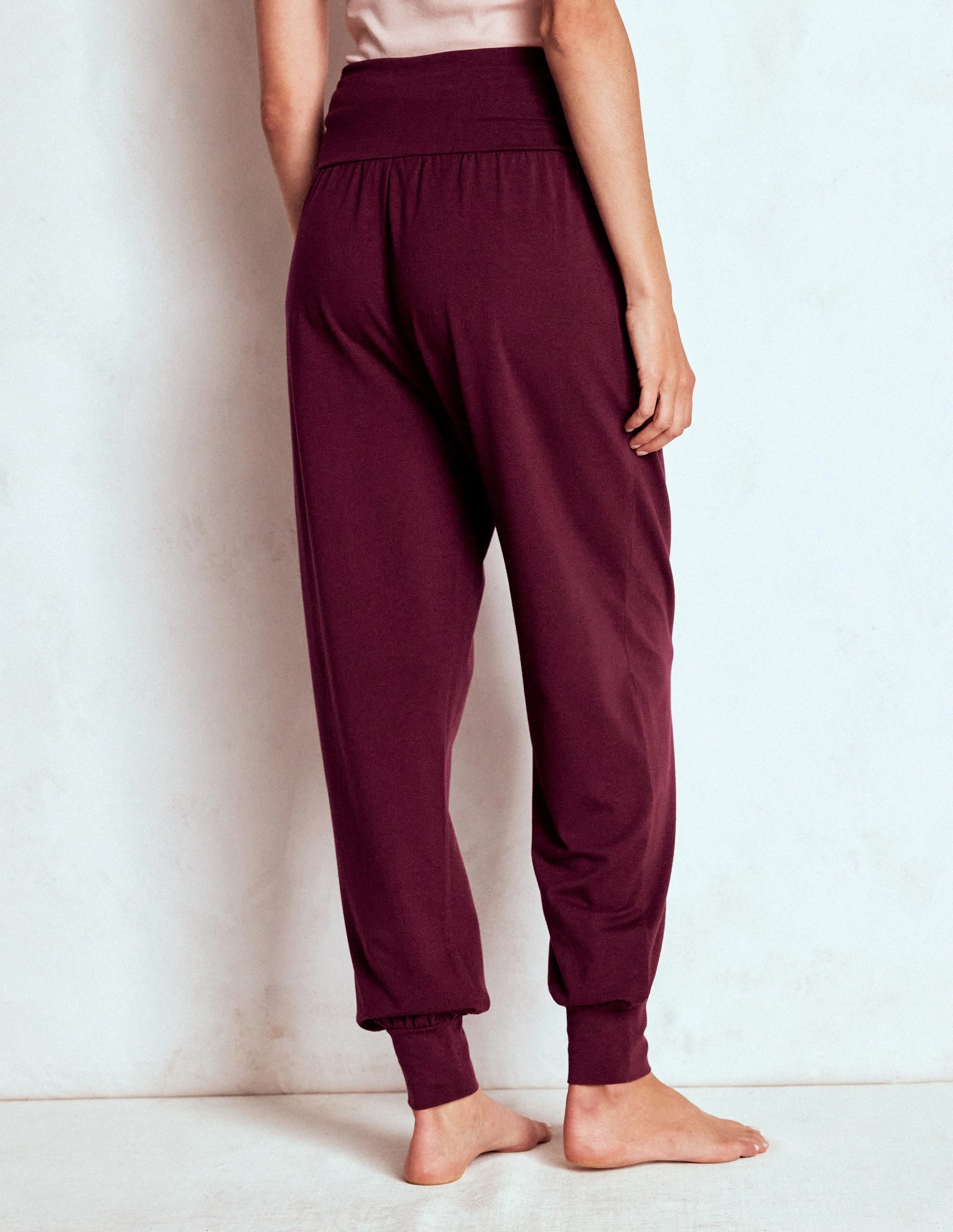 All-Day Wear Hareem Jersey Joggers-Deep Wisteria