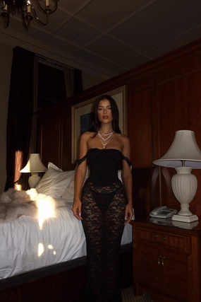 ZANA MAXI DRESS BLACK Confident Touch