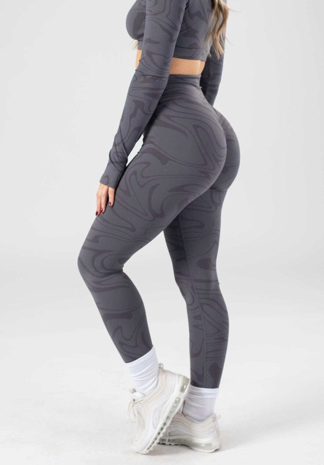 Studio Style Fitness Training Beginner Level RecStretch? DesB Original Sculptseam?  Plus Legging Groove