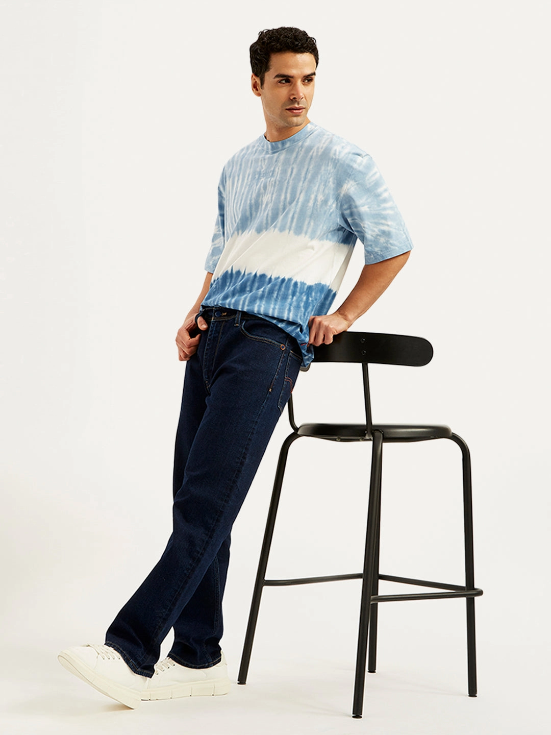 Men's 555 Navy Blue Relaxed Straight Mid Rise Utility  Jeans Outfit Plan Bold Earthy