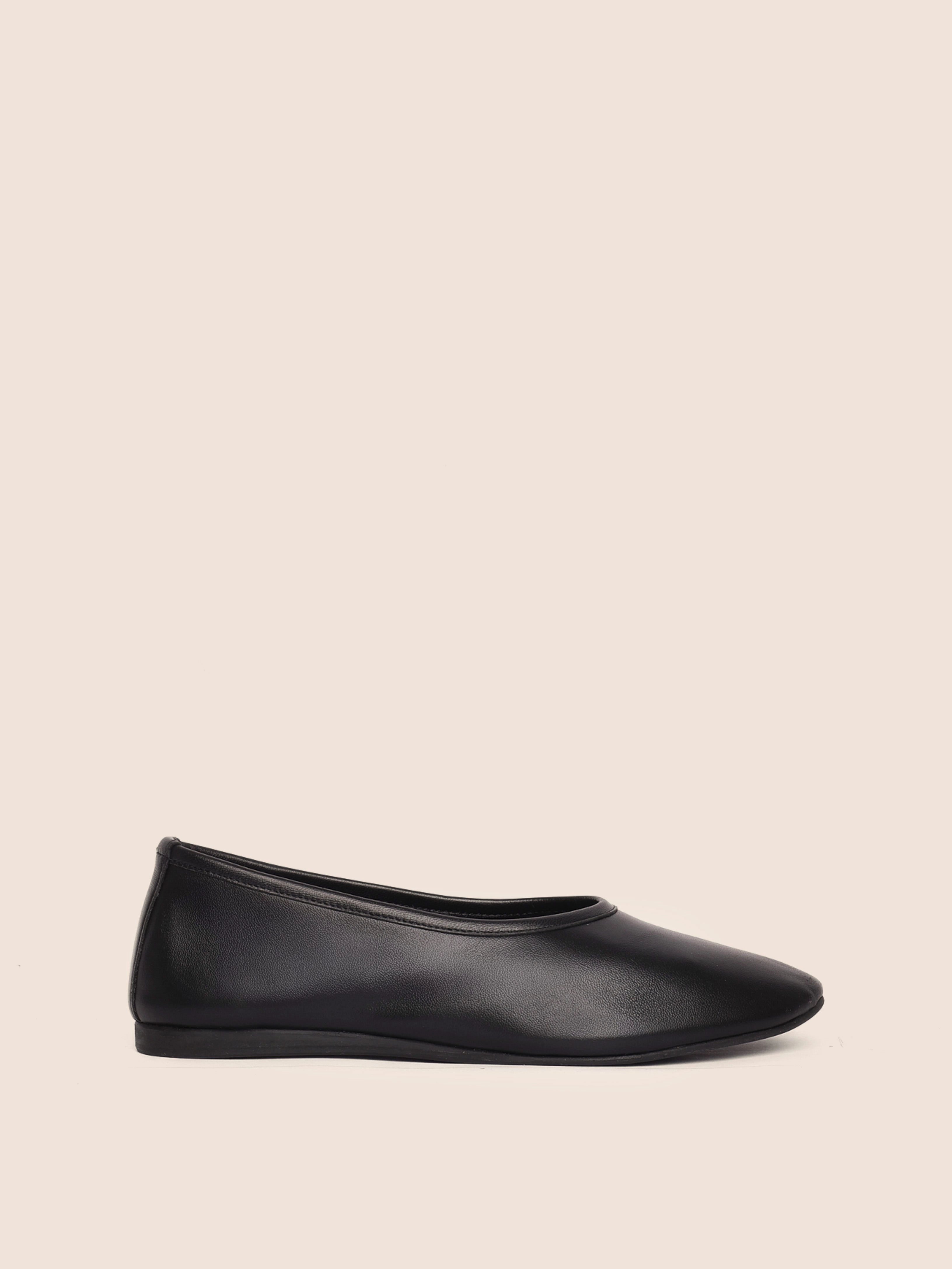 Town Walk Trofa Black Leather Ballerina
