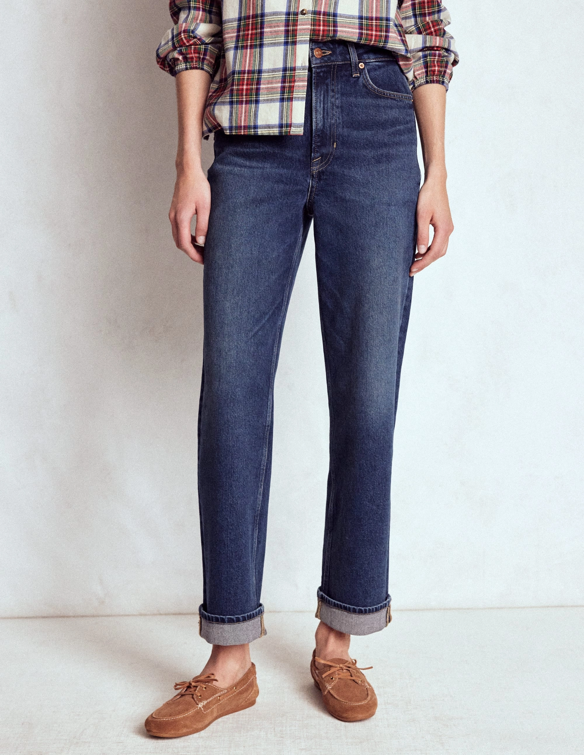 Soft Interior Everyday Must-have Mid Rise Straight Leg Jeans-Dark Vintage