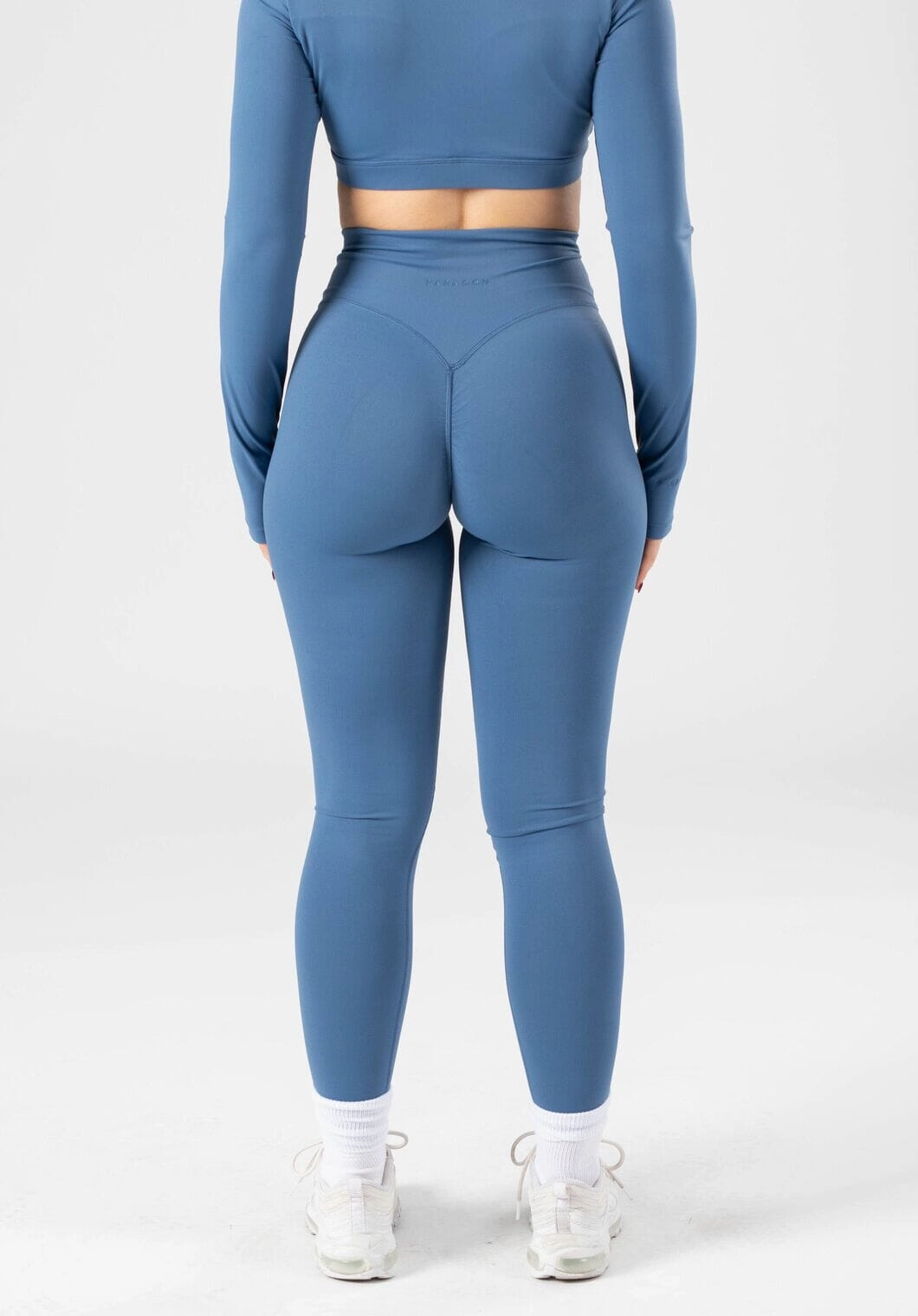 Smooth silhouette Zen Mode RecStretch?  DesB Original Sculptseam?  Plus Legging Aries