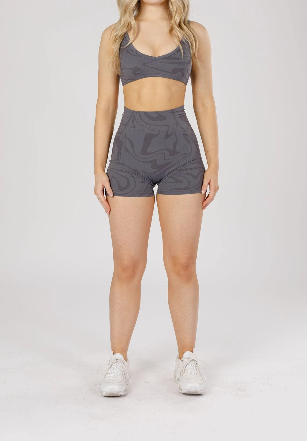 RecStretch DesB High Flow Sculptseam? Plus Short Groove Dual Zone Ventilation