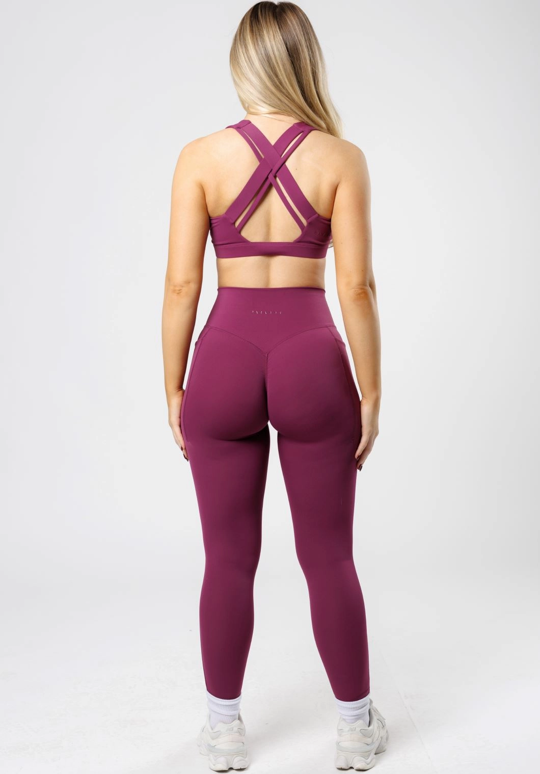 RecStretch? Empower Sculptseam? Plus Pocket Legging Bright Violet Ultimate flexibility Outdoor Lover Morning Stretch
