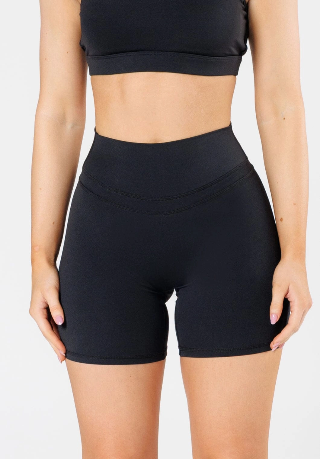 Luxury Feel RecStretch Levitate Sculptseam?  Plus Short 6?? Black