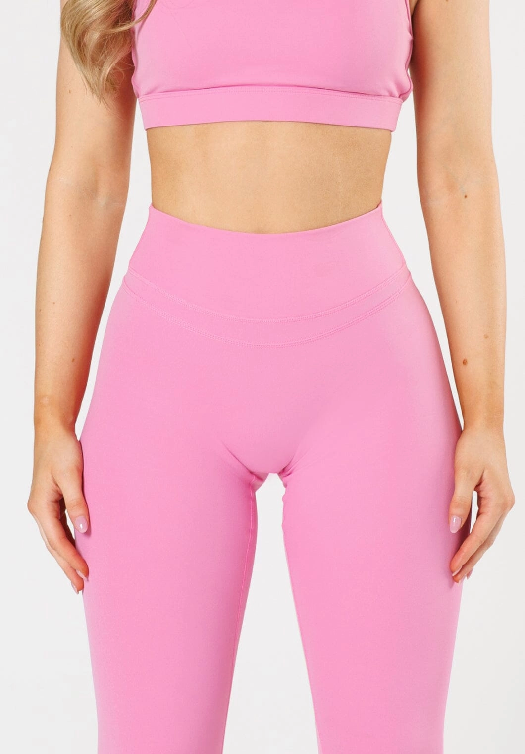 RecStretch? Levitate Sculptseam? Plus Legging Milkshake Smart and Stylish