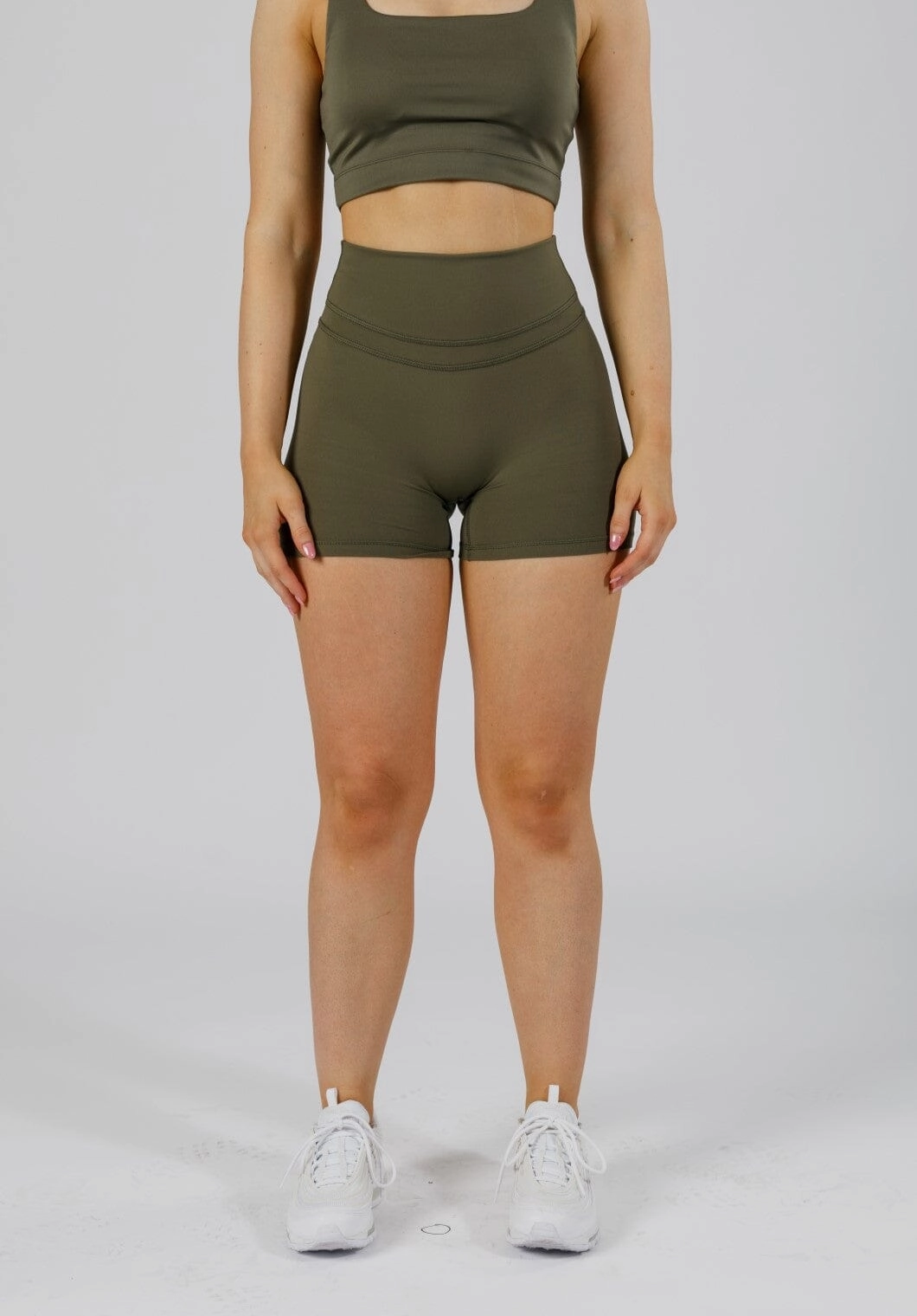 Simple Flex Effortless Look RecStretch? Levitate Sculptseam? Plus Short Everglades