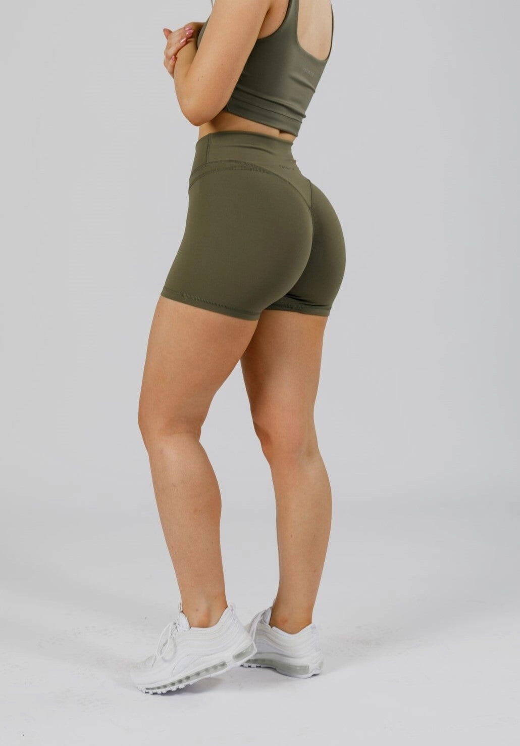 Chill Flex stripe design RecStretch? Levitate Sculptseam? Plus Short Everglades