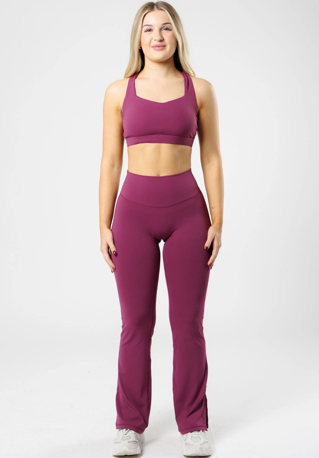 Fade Resistant Camping Gear Daily Routine Budget Friendly RecStretch? Original Sculptseam? Plus Flare Legging 31" Bright Violet