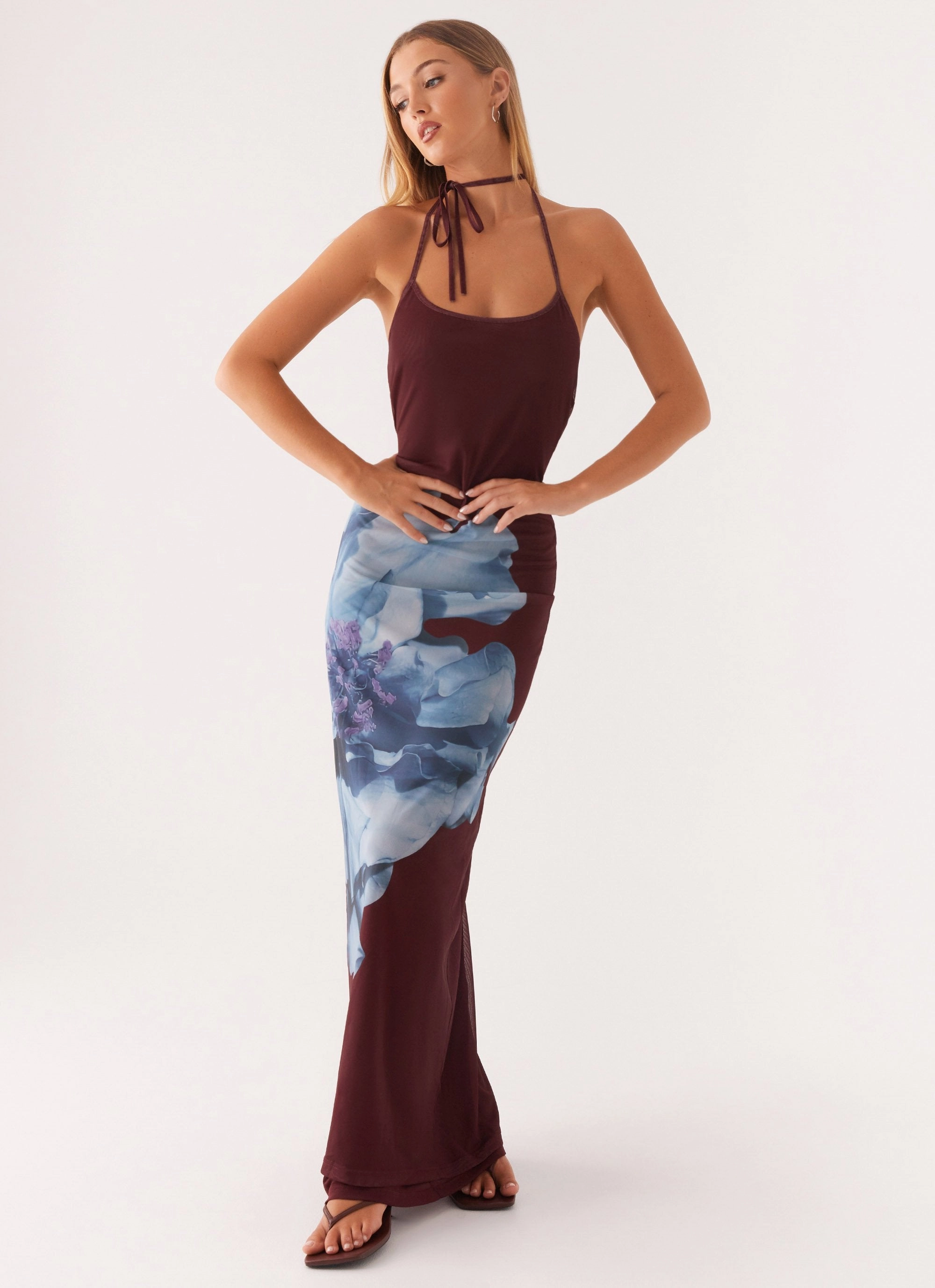 Convertible-Style Chic Look Dayana Halterneck Maxi Dress - Maroon Print
