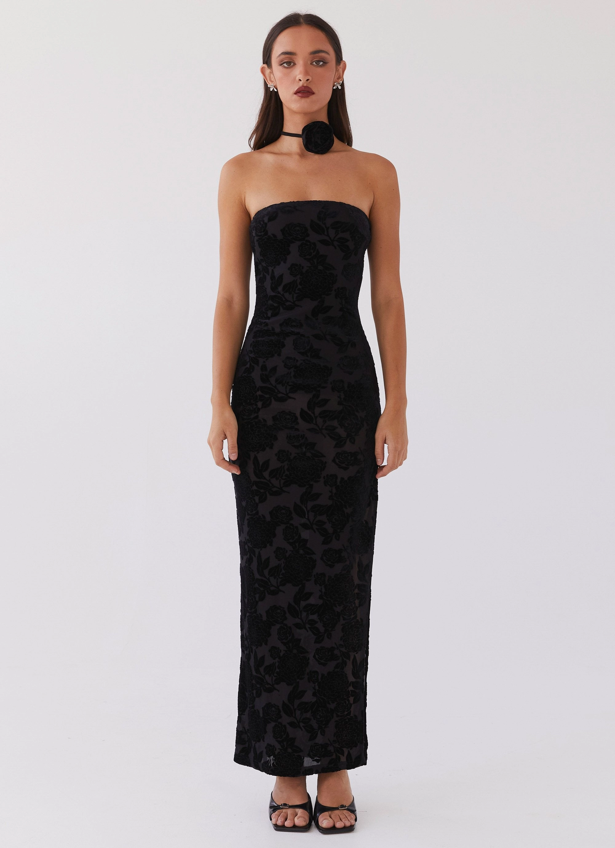 Velvet-Edge Chill Mode Trouble Love Maxi Dress - Black