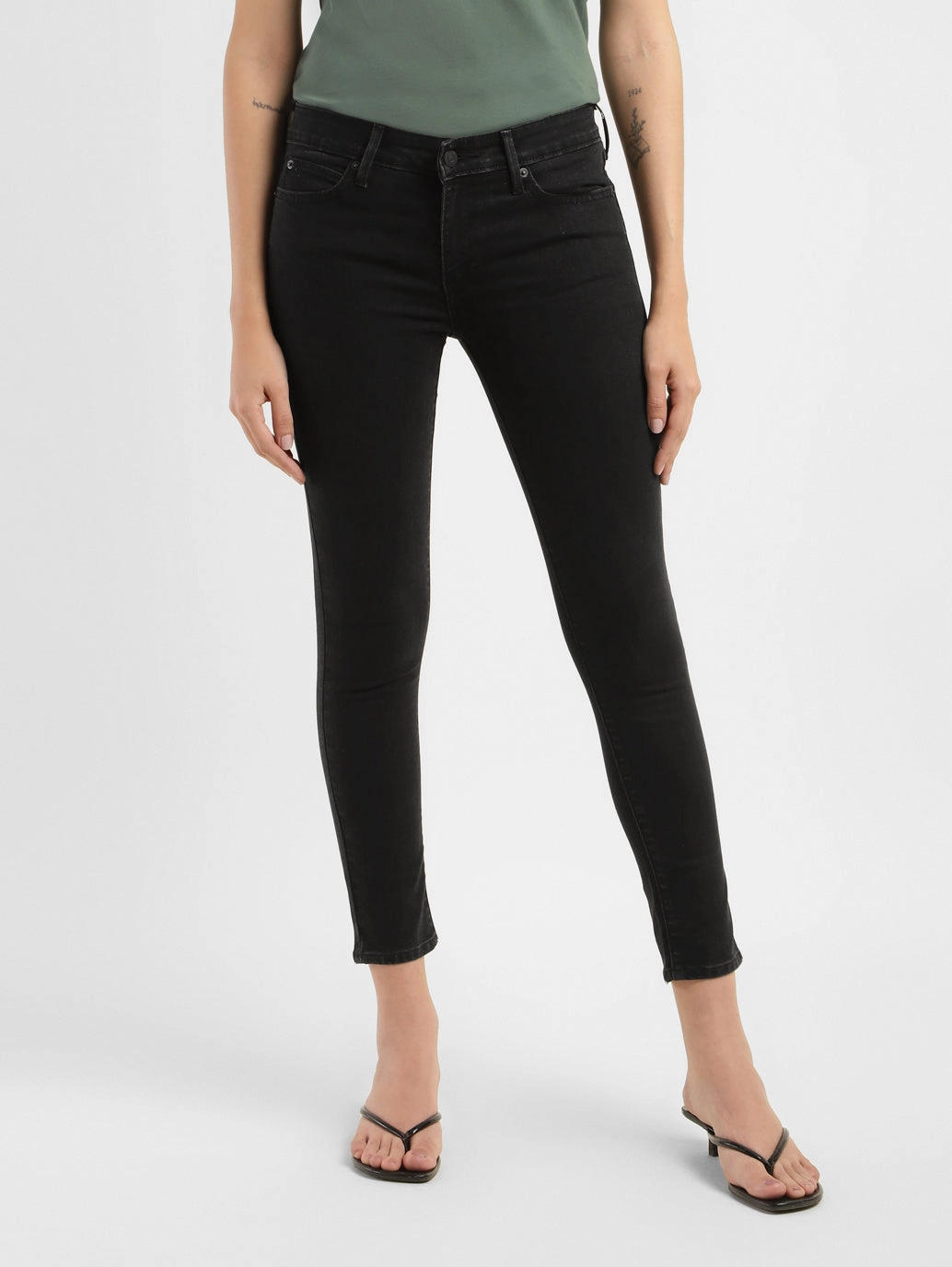 Polished Look Contemporary Cut Women's 711 Black Skinny Fit Mid Rise Jeans