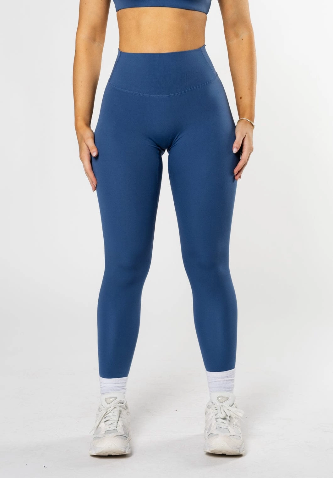 Cozy Comfort Reluna Defined Sculptseam? Plus Legging True Blue