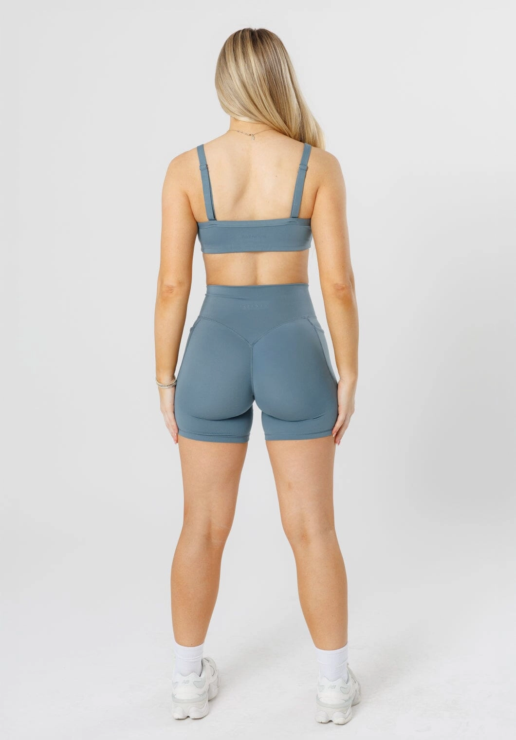 Reluna Empower Sculptseam?  Plus Pocket Short 6?? Slate Athletic Vibe No Chafe