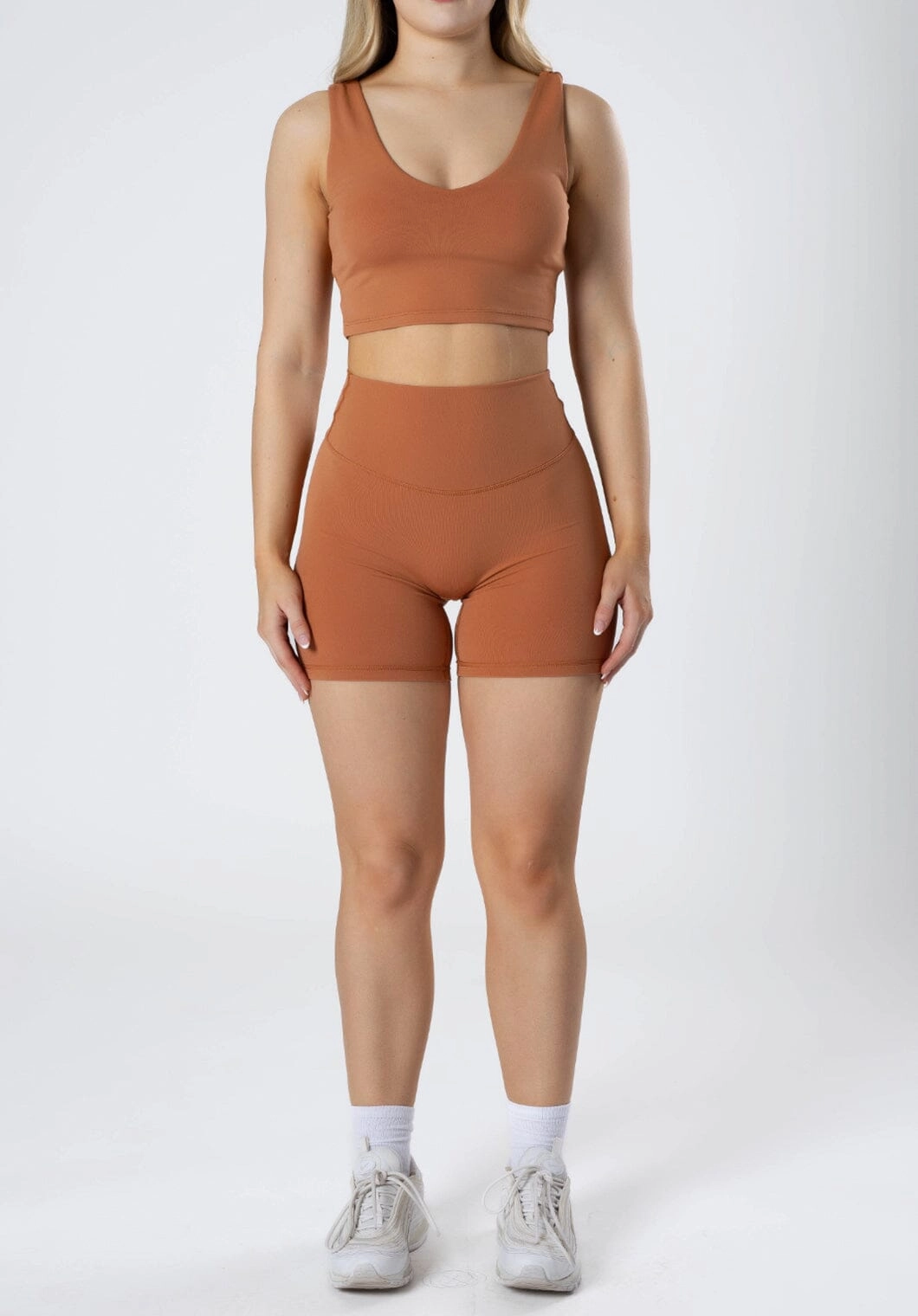 Adjustable Fit Non Binding Leg Openings Reluna Original Sculptseam? Short 6" Fawn