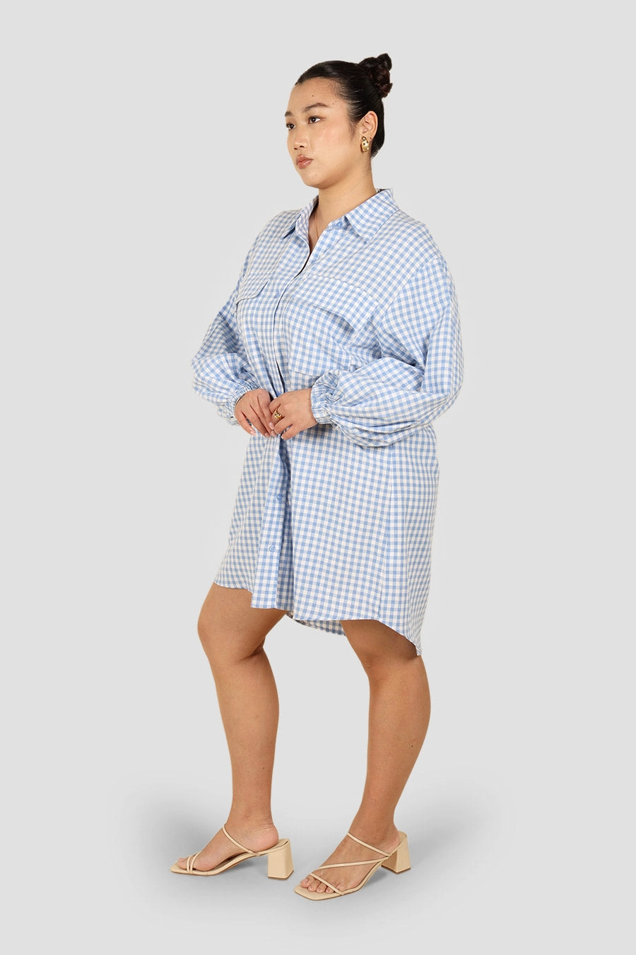 RORAN BUTTON DRESS BLUE GINGHAM Lightweight-Comfort Edge Shape