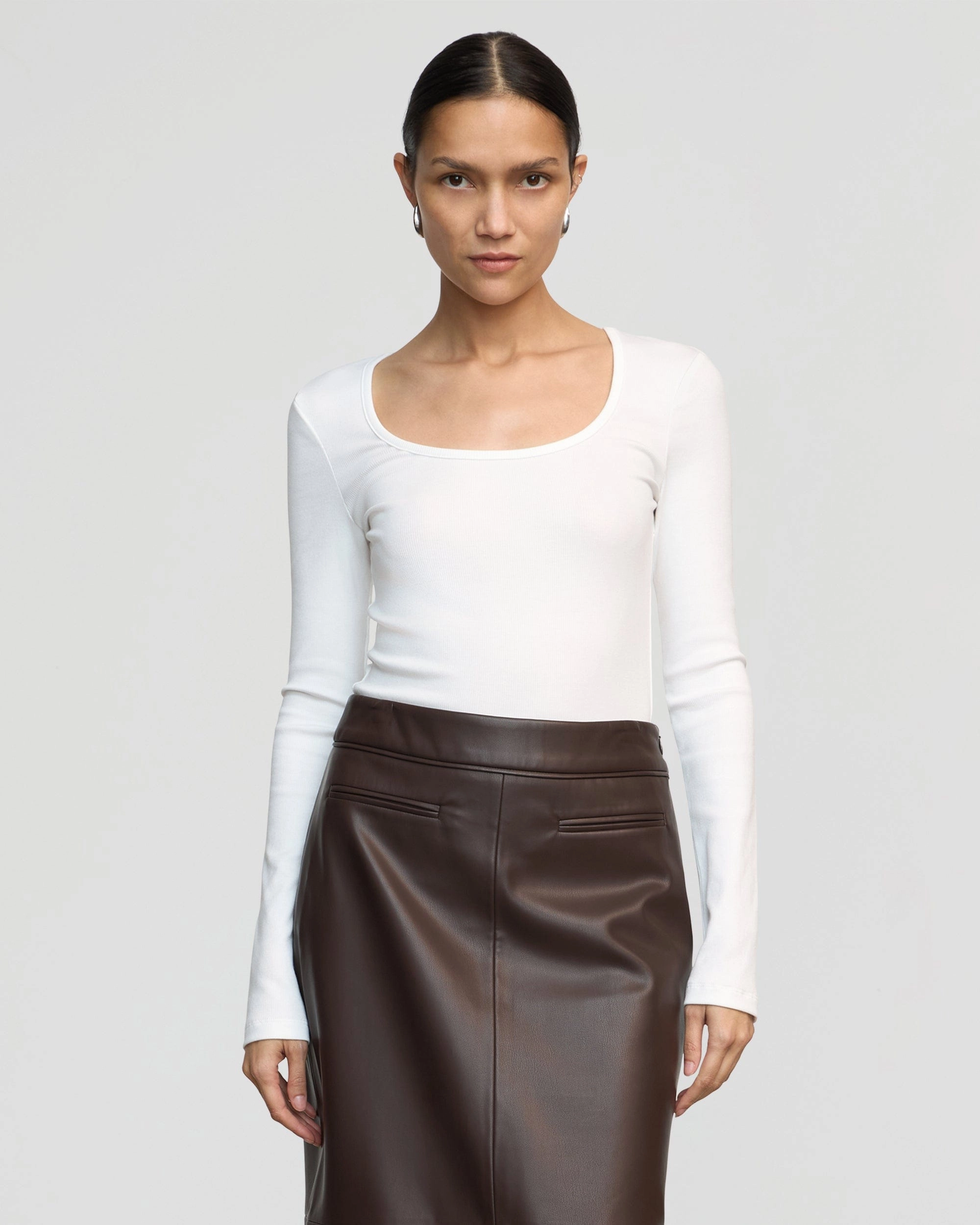 Geometric precision Relaxing Day Rosa Ribbed Scoop-Neck Semi-Sheer Tee