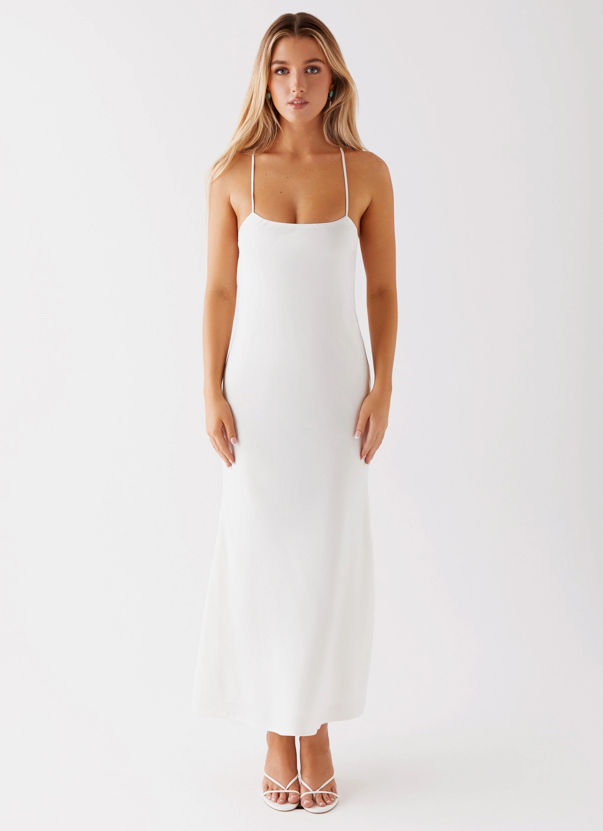 Street Motion Light Weight Runway Royalty Maxi Dress - White