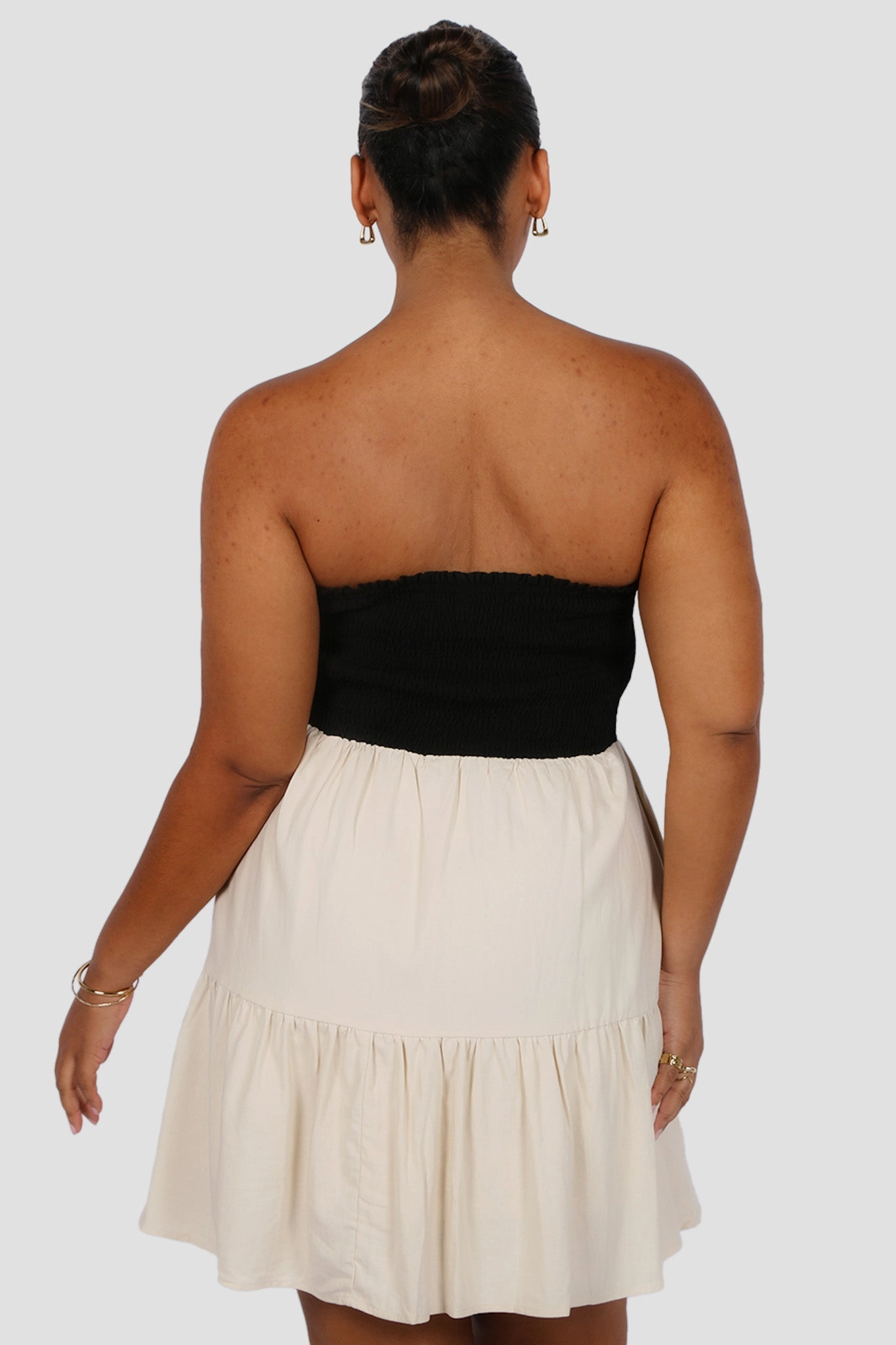 RYLIN DRESS NEUTRAL/BLACK Countryside-Style