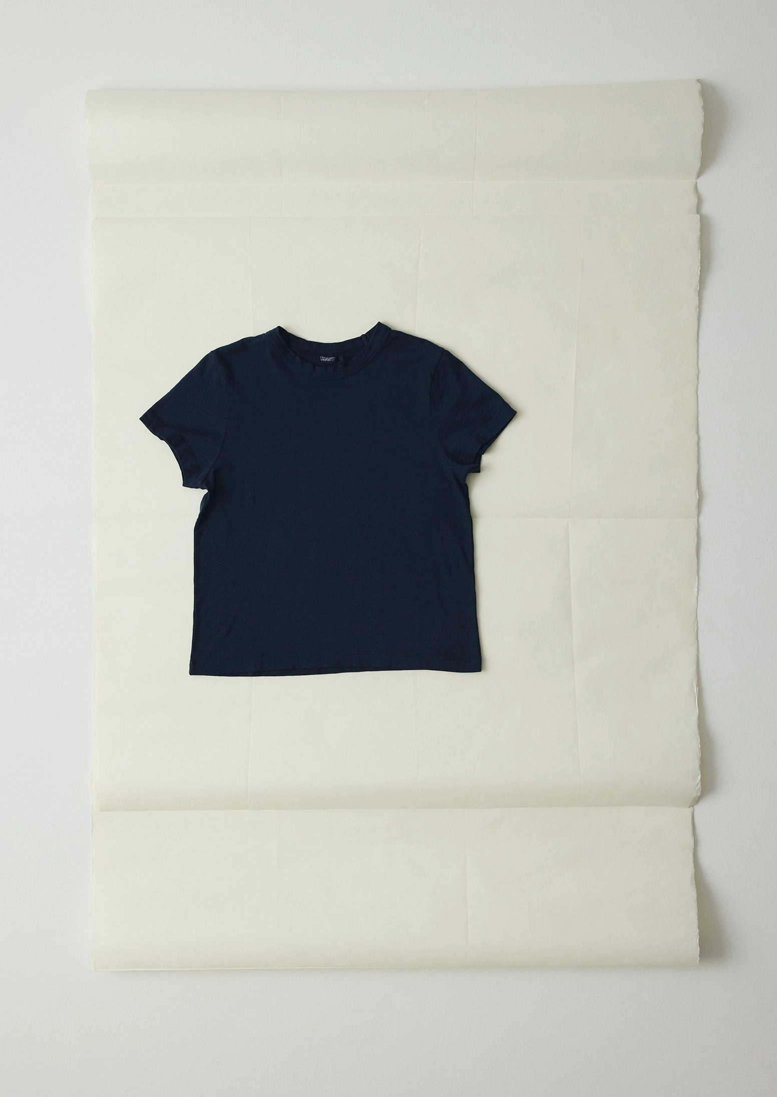 ReflectiveDetails EasyCareFabric Sadie Organic Cotton Boy Tee | Carbon Black
