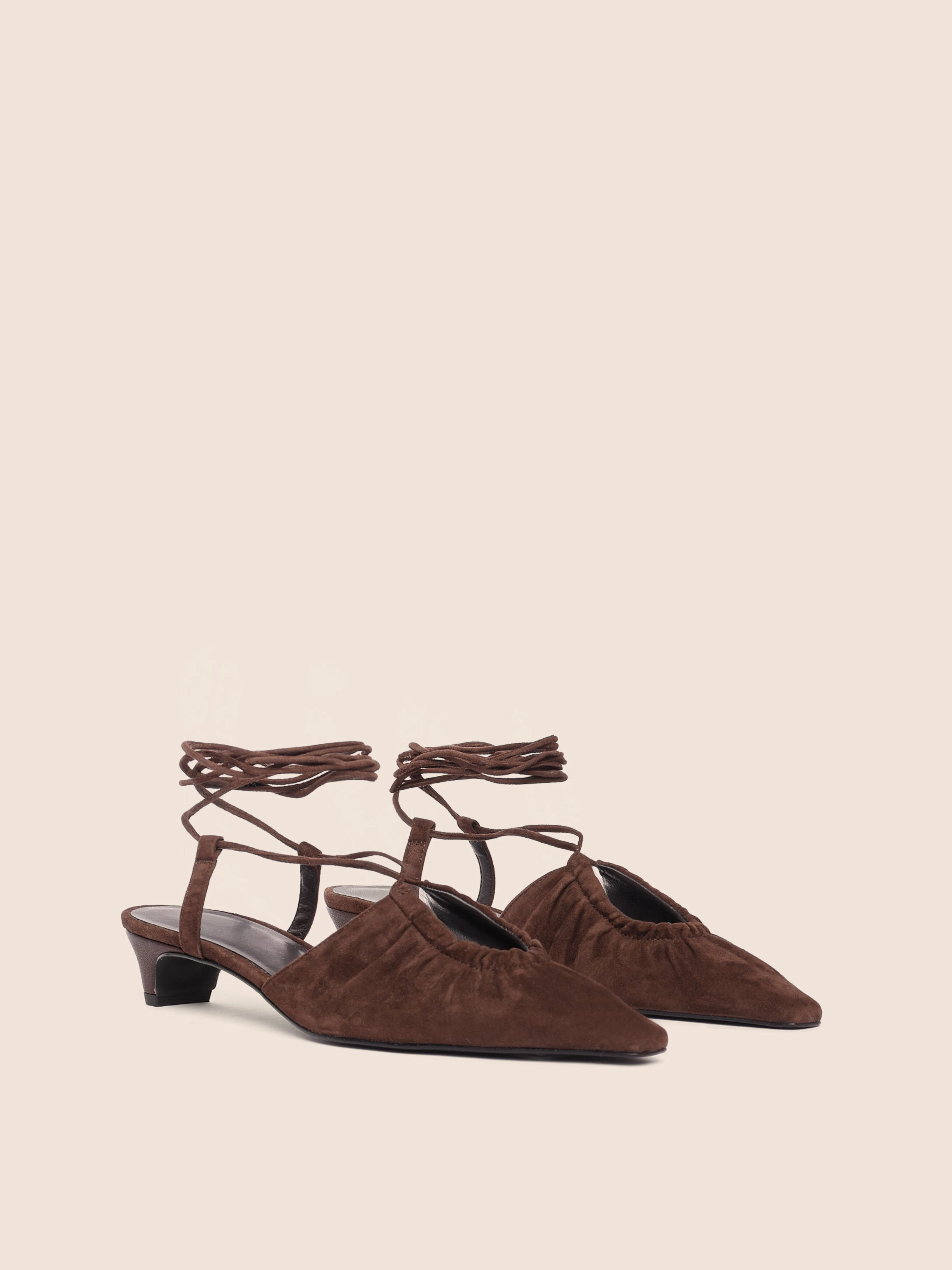 Bold Comfort Rafael Brown Suede Pump